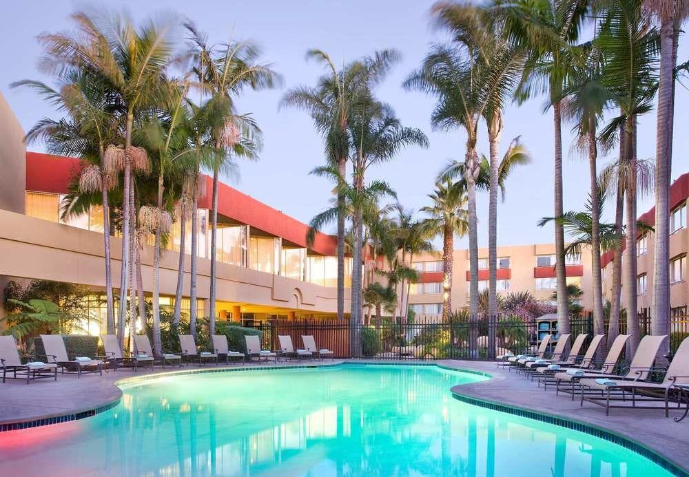 Ventura Beach Marriott Exterior foto