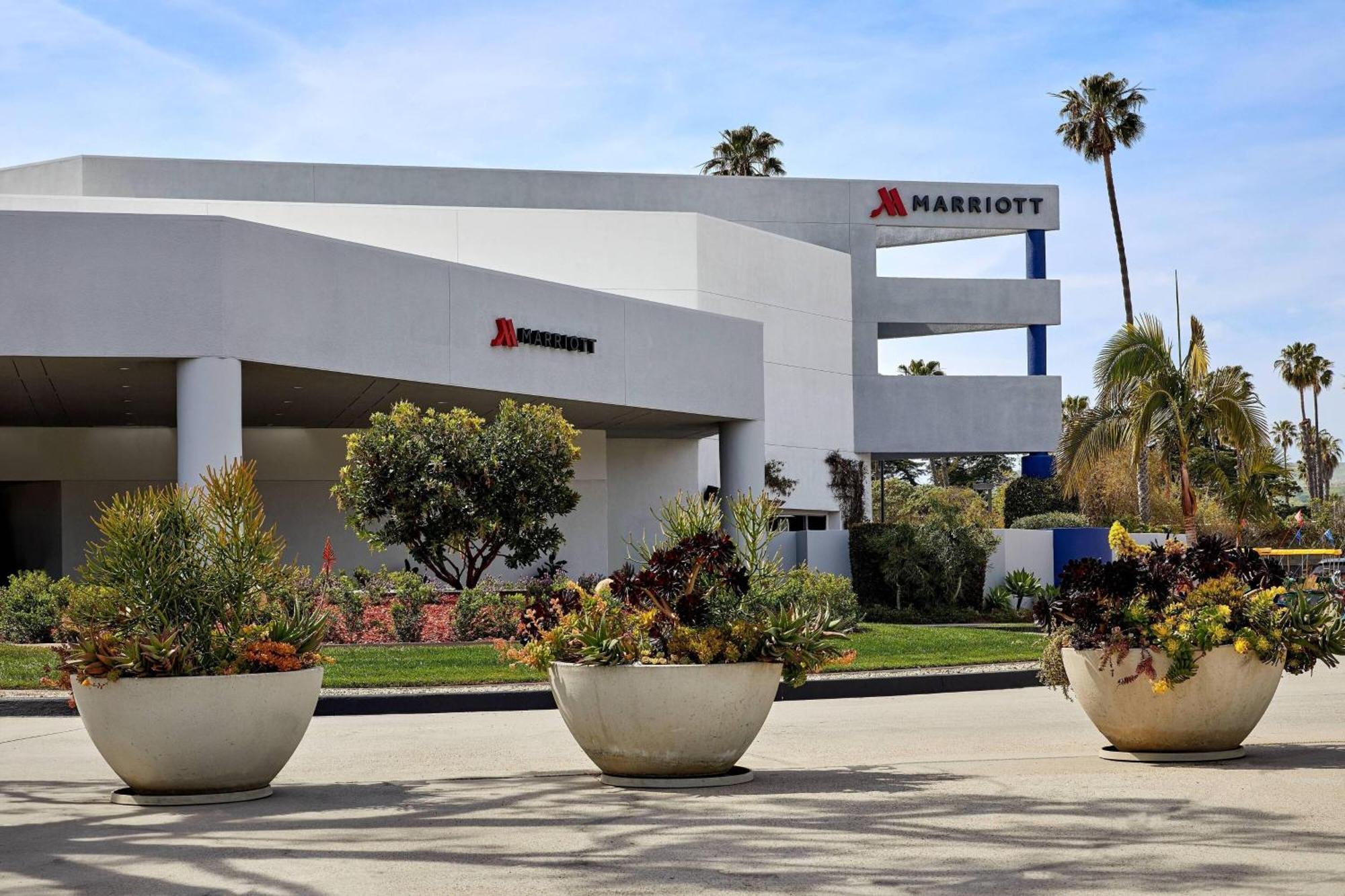 Ventura Beach Marriott Exterior foto