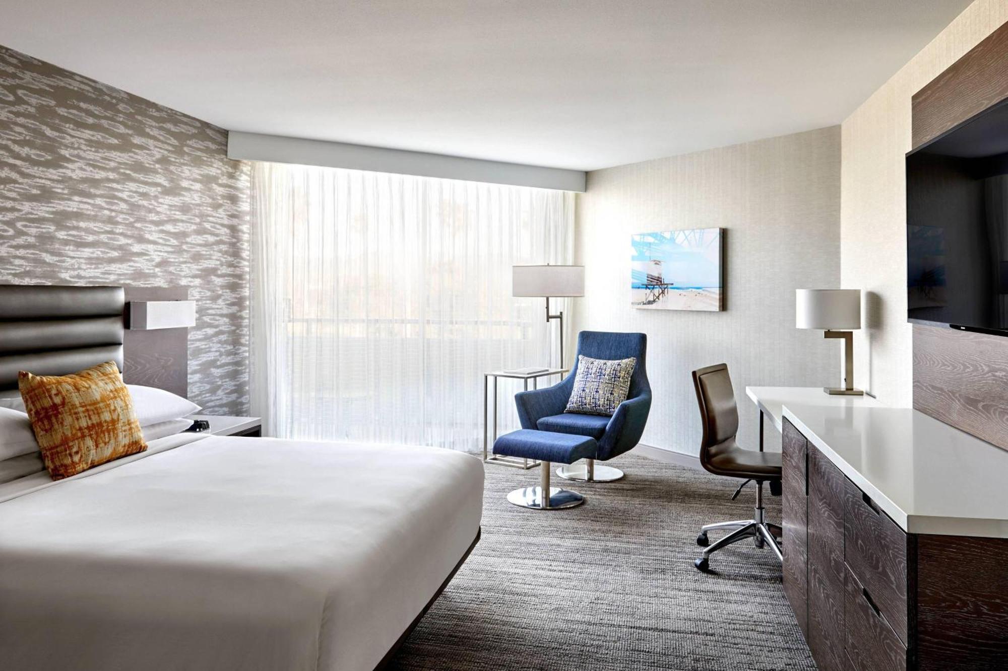 Ventura Beach Marriott Exterior foto